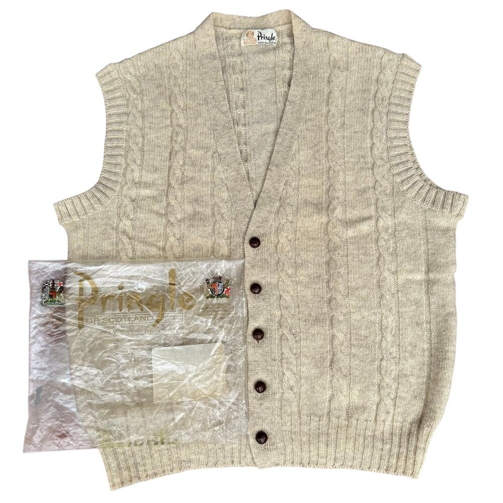 vintage Pringle of Scotland sleeveless cable-knit cardigan sweater vest.100%Wool
